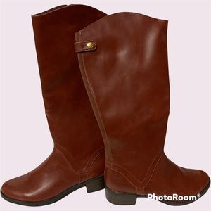 Merona brown riding boots. Size 10. Excellent condition